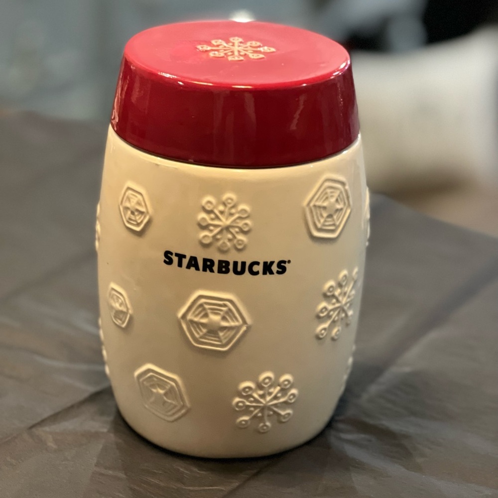 Starbucks coffee container